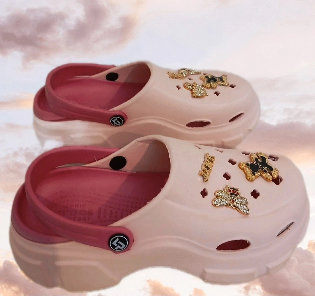 Classic Unisex Crocs Clogs EU 39 (UK 6 Adult) J5/W8 24cm – Lightweight Slippers